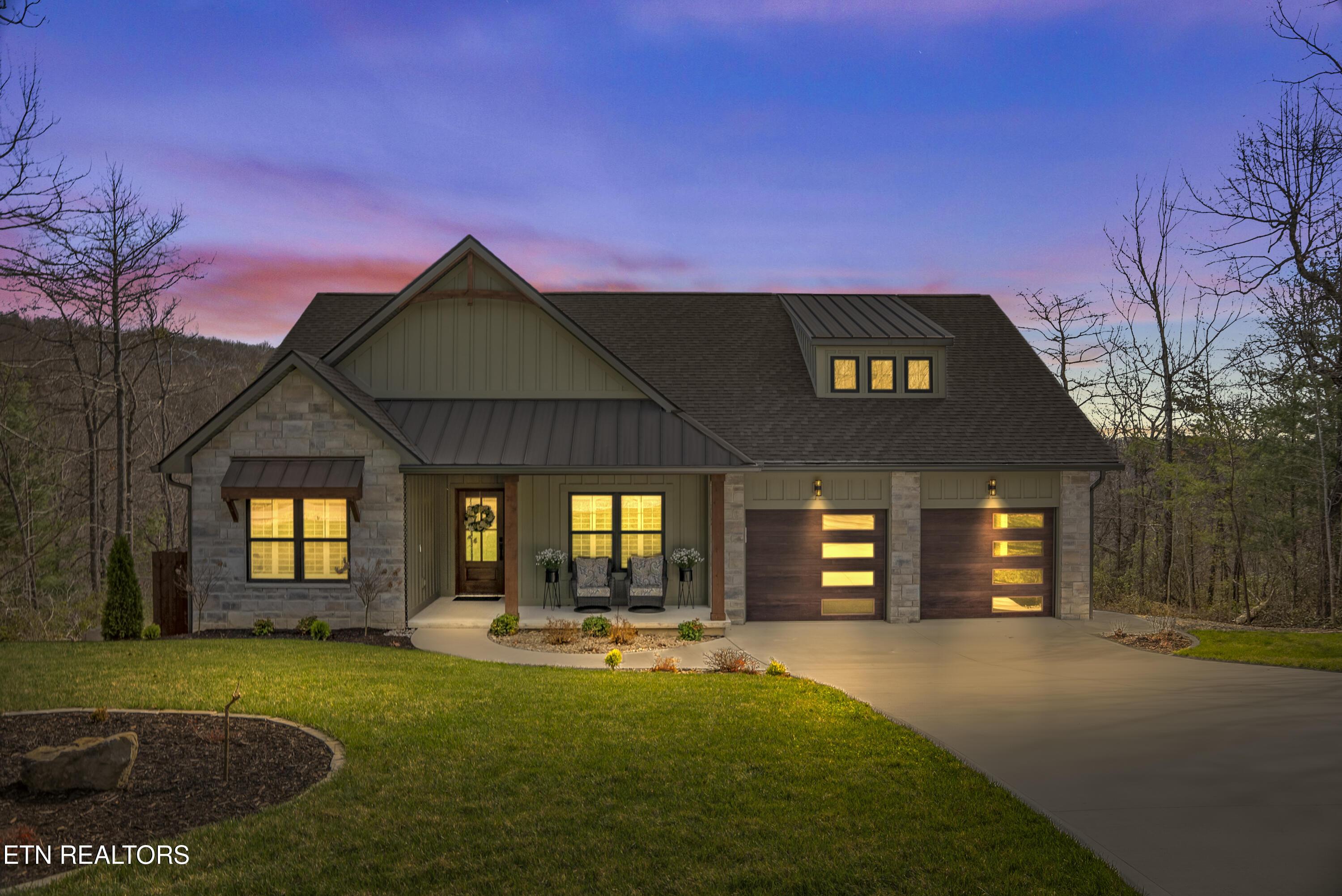 Image 4: 326 Rotherham Drive