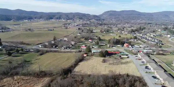 Image 4: 6