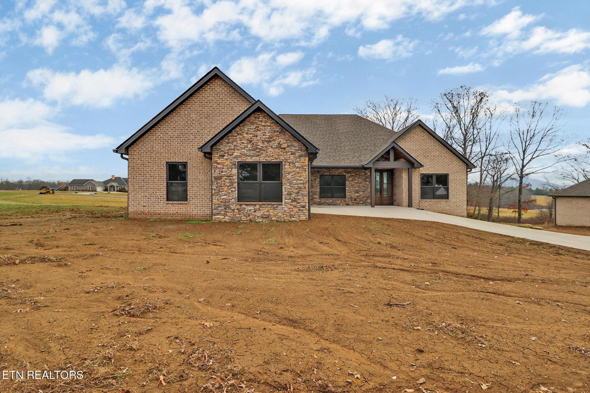 Image 4: Front of House