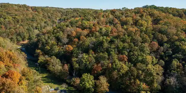 Image 4: homesandvideos aerials-13299