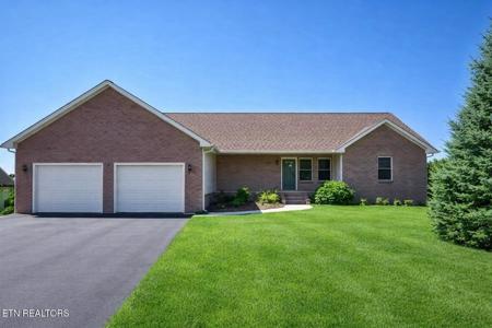 223 Roxbury Court
