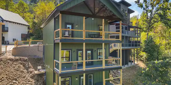 221 Chimney Tops Way