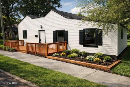 301 E Churchwell Ave