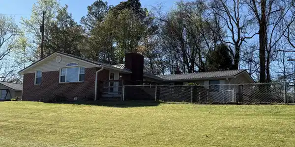 1128 Old Harriman Hwy