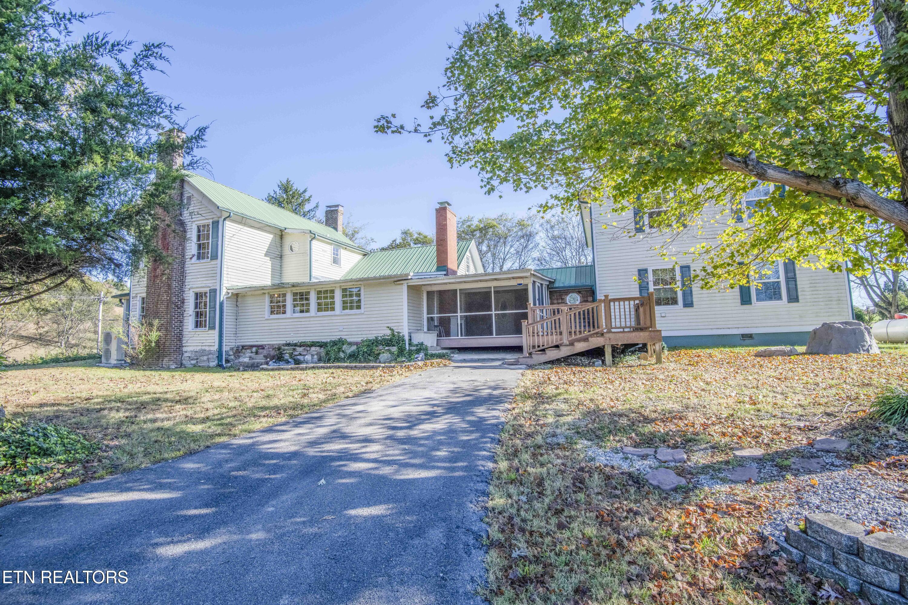 Image 1: exterior_1