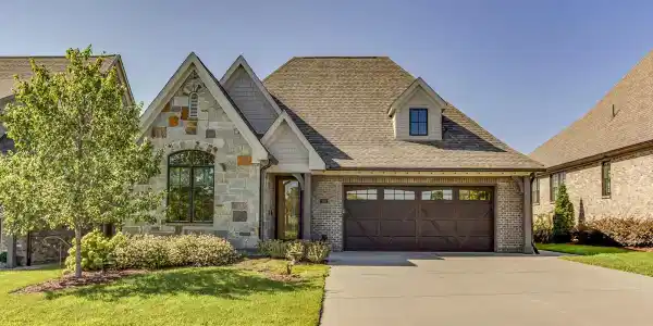 192 E Highlands Circle