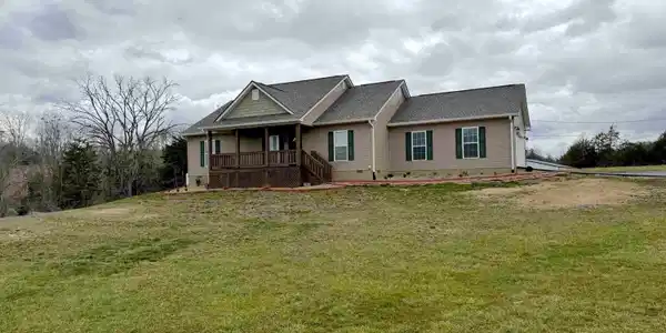 275 Red Bud Lane