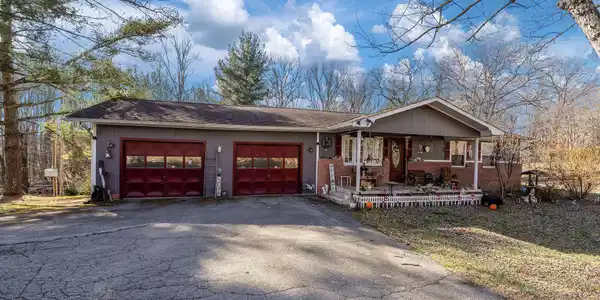 715 Robin Drive