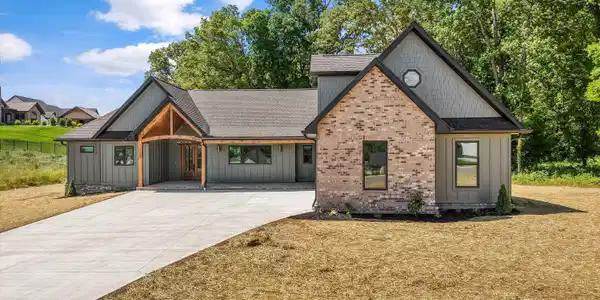 1209 Kellys View Drive