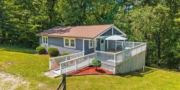 Image 4: 04-112 Posey Ln