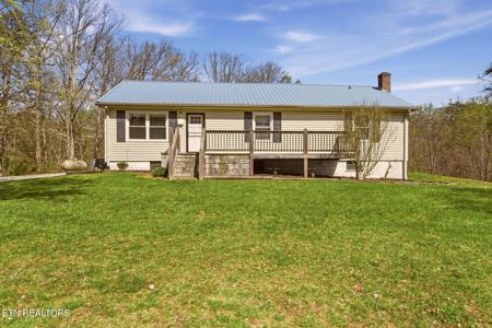 6815/6829 Texas Valley Rd