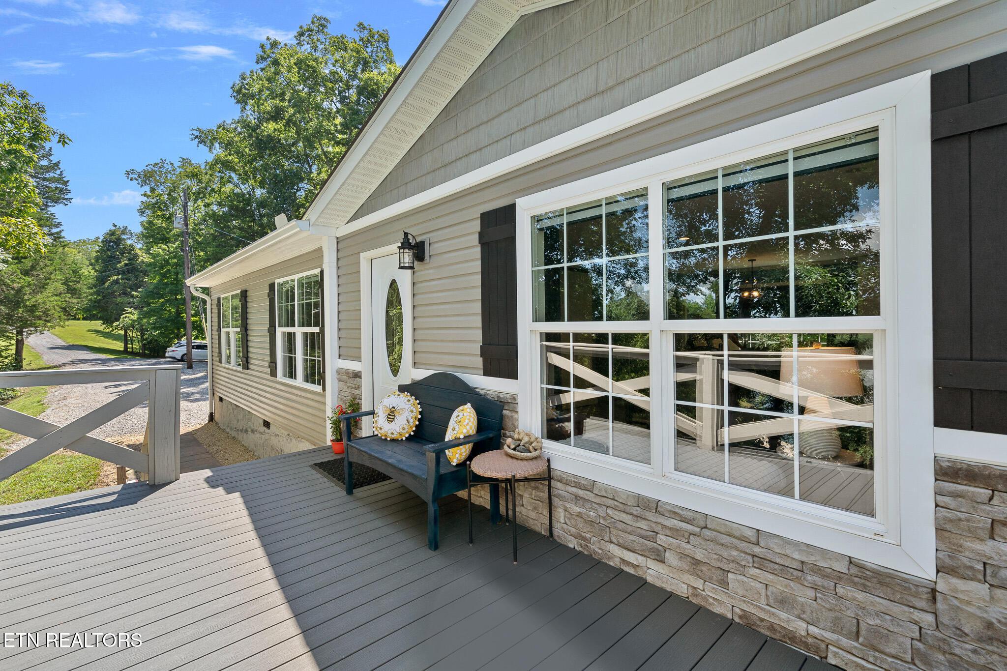 Image 2: Paradise Hills 20