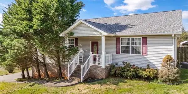 239 Roberts Lane