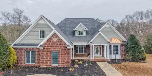 773 Waterstone Circle
