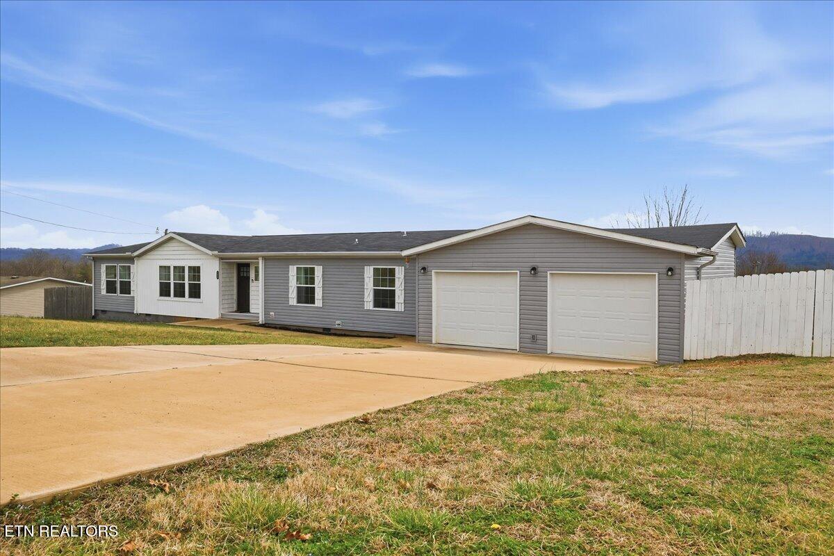 Image 3: 04-158 Elaine Ln-34