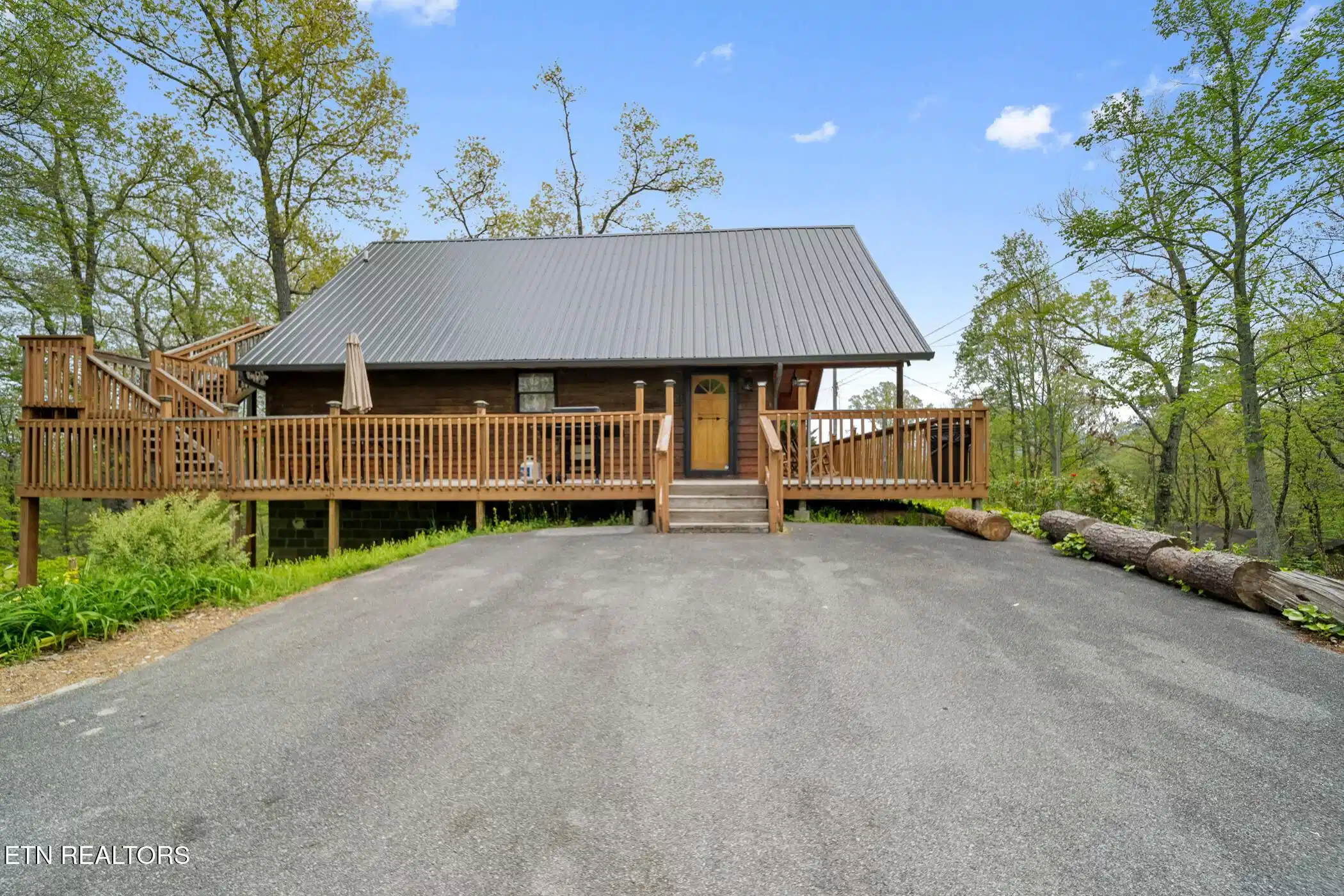 Image 1: Main House