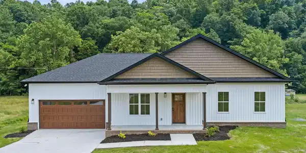 2551 Hinds Creek Rd