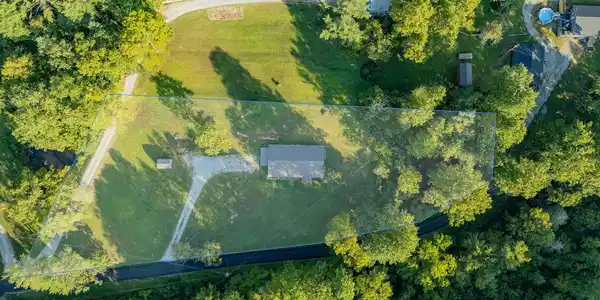 Image 4: DJI_20260901182920_0125_D-HDR-LOT-LINES