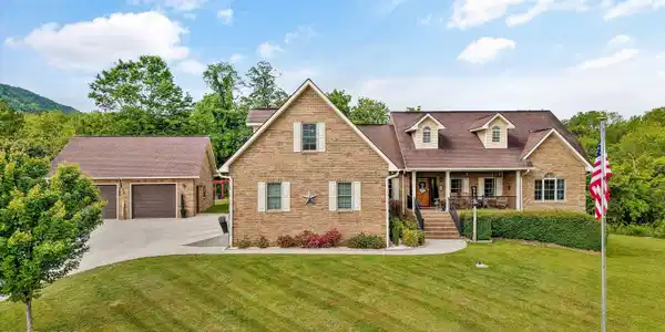166 Mountain Shores Rd