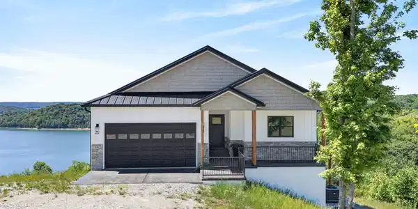Image 3: 3-web-or-mls-448 Taylor Rd_008_TNPC