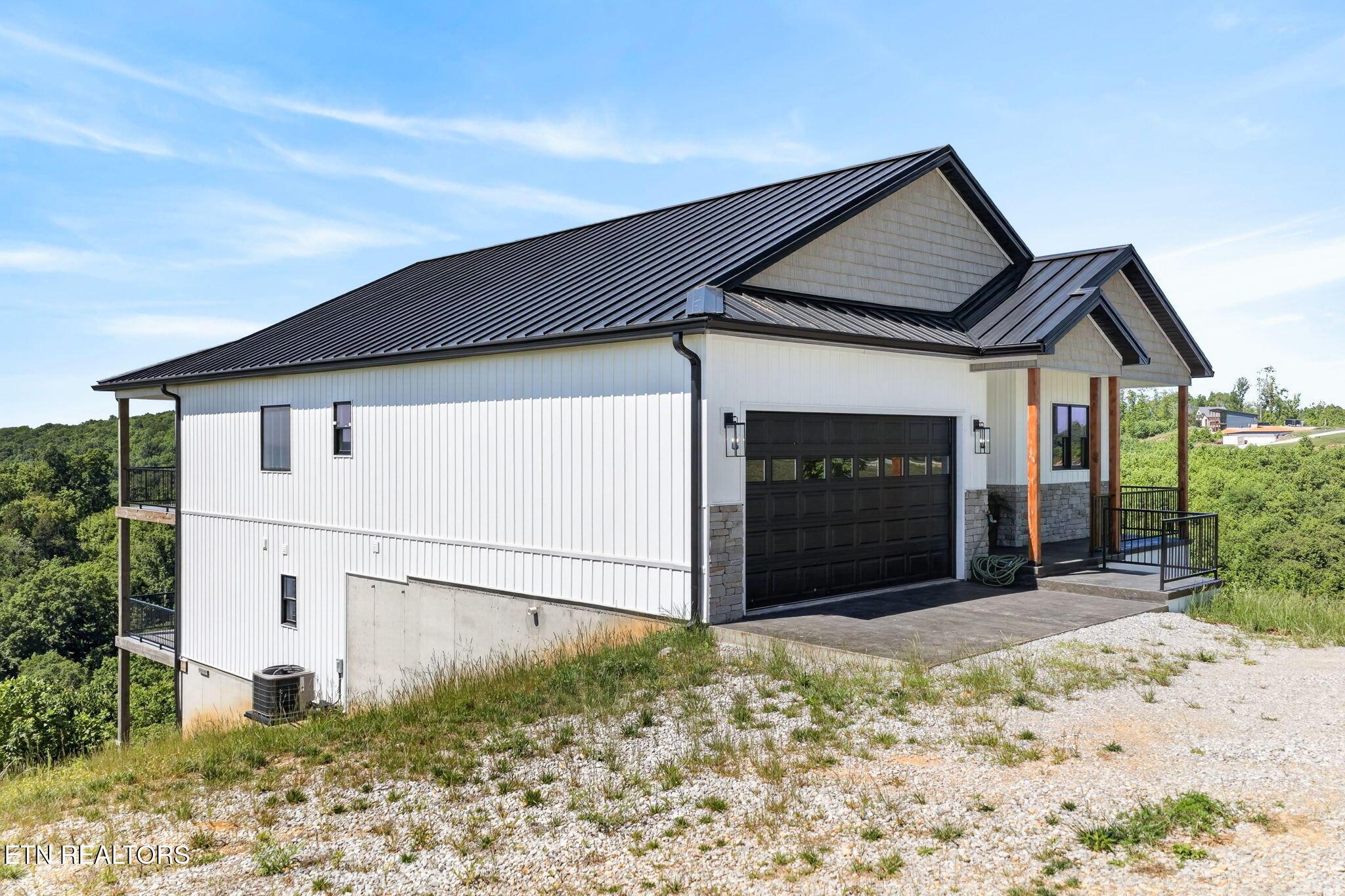 Image 4: 4-web-or-mls-448 Taylor Rd_011_TNPC
