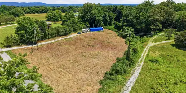 Image 2: Bunker_Hill_Rd_006
