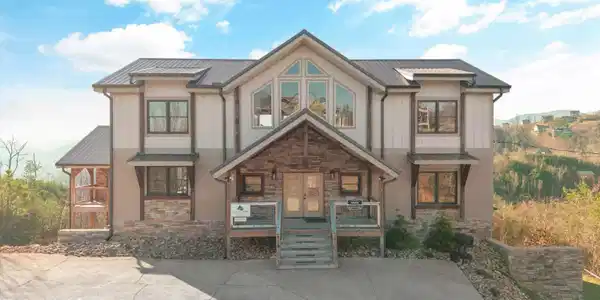 Image 3: 03-986 Chestnut Dr81