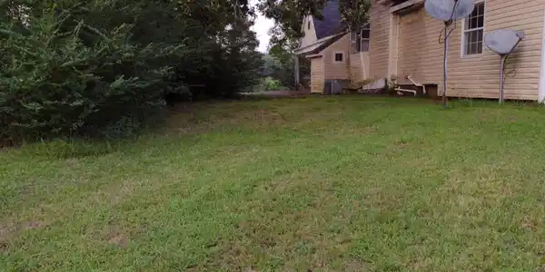 Image 4: rear of the home