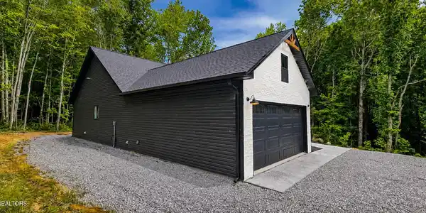 Image 2: 1