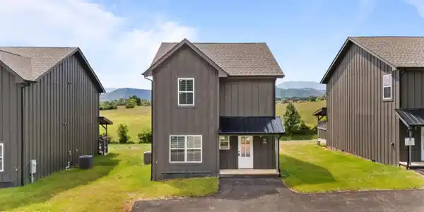 958 Lacy Ct