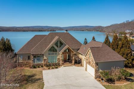 340 W Mountain Drive