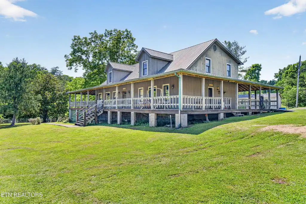 Image 1: 147 Bradbury Lane