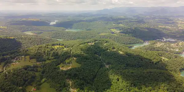 Image 3: mtn lake view
