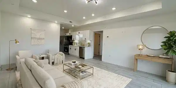 Image 4: 2-Sugarfoot-1BR-Staged-04