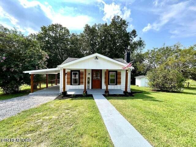 Image 2: front of 2457 Reed