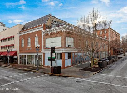 403 S Gay St