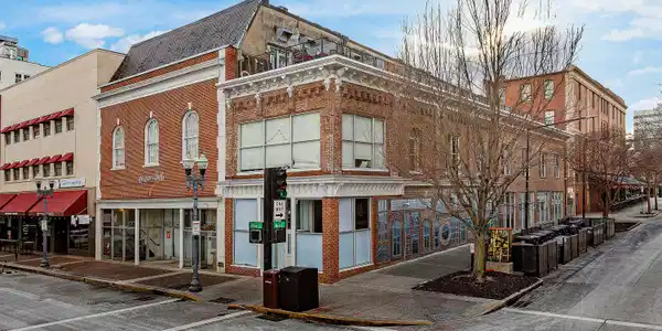 403 S Gay St