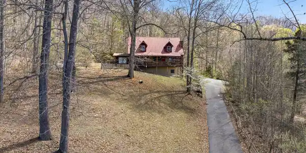 Image 3: 02-250-Highland-Trace-Rd-Sharps-Chapel-T