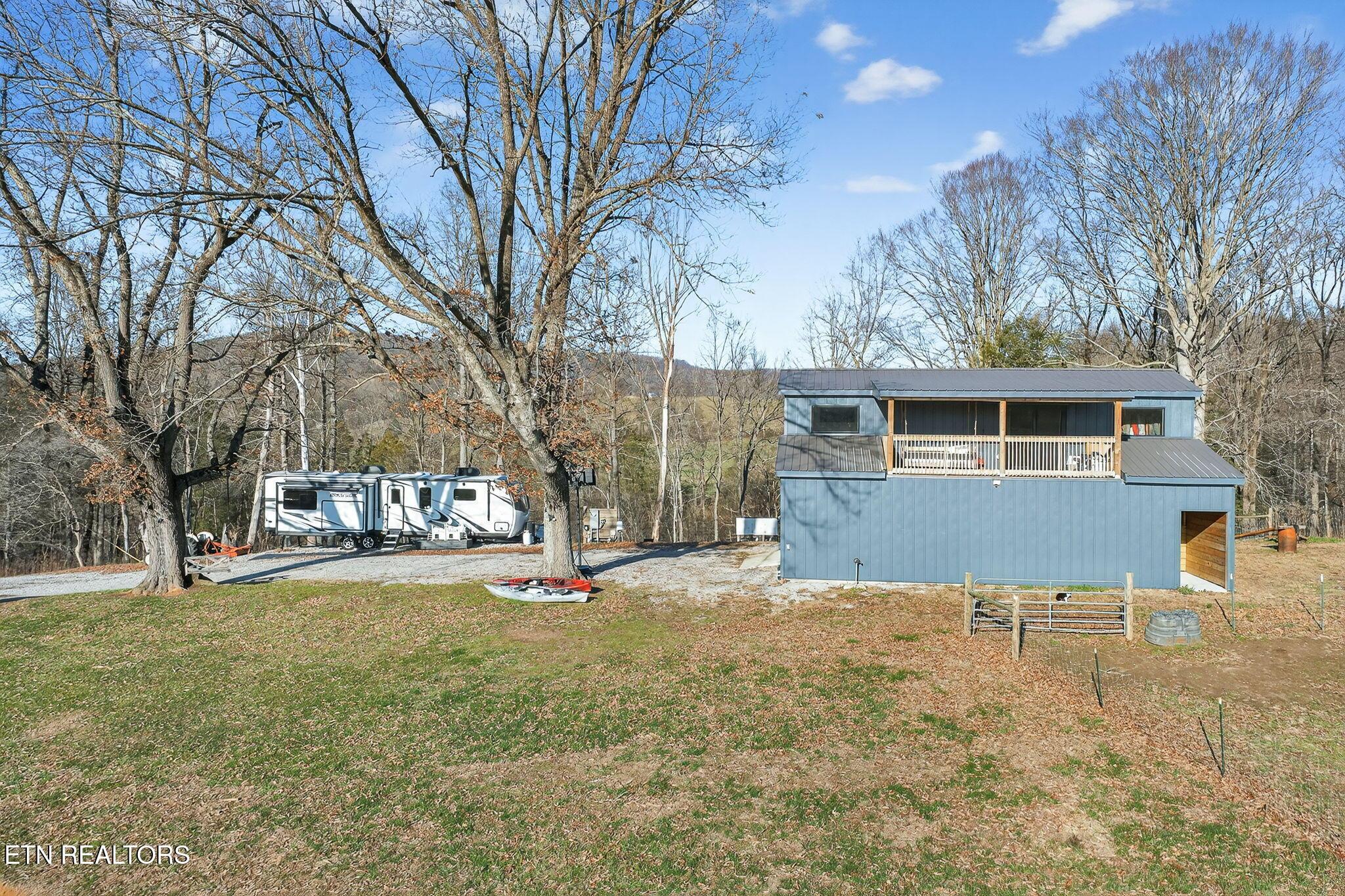 Image 4: 22-web-or-mls-8225 Red Hill Rd_064_TNPC