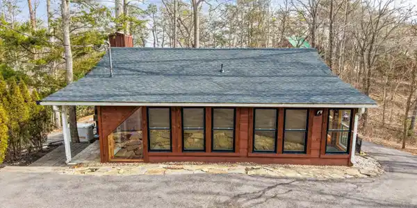 1645 Ridgecrest Drive