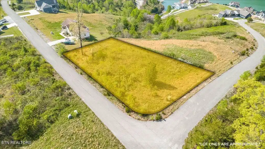 Image 1: 05-Pinnacle Ln