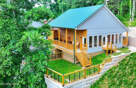 617 Davenport Rd