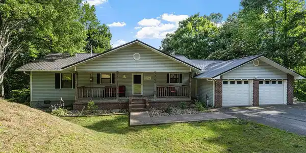 764 W Highland Drive