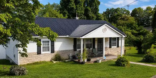 822 Rose Hill Drive