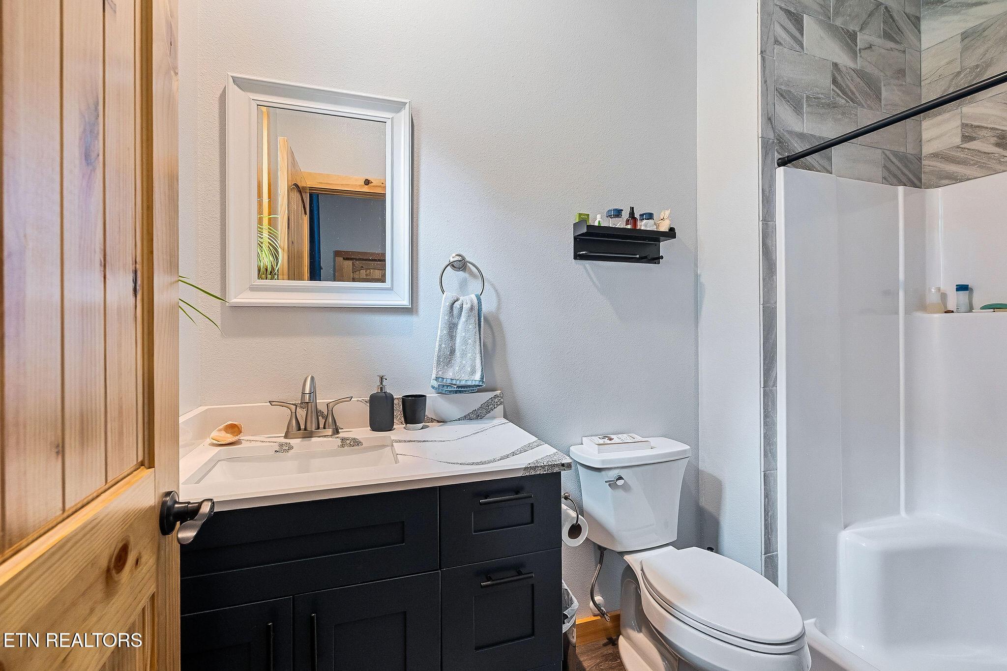 Image 4: BATH OKAY 2