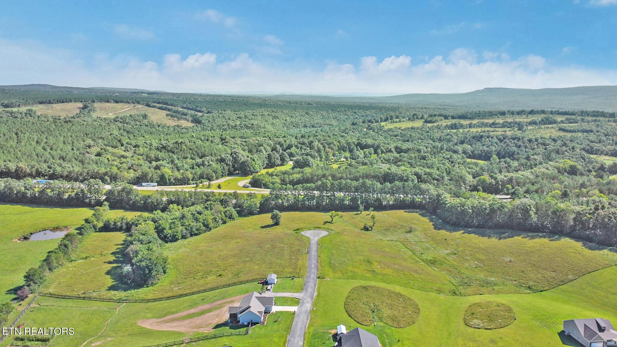 Image 4: dji_0892-dji_0894