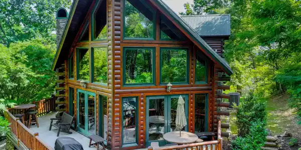 Image 2: DJI_20260610182049_0730_D
