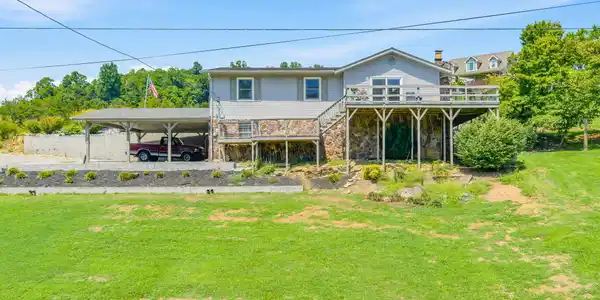 Image 4: 2-web-or-mls-3091 Dutch Valley Road-59