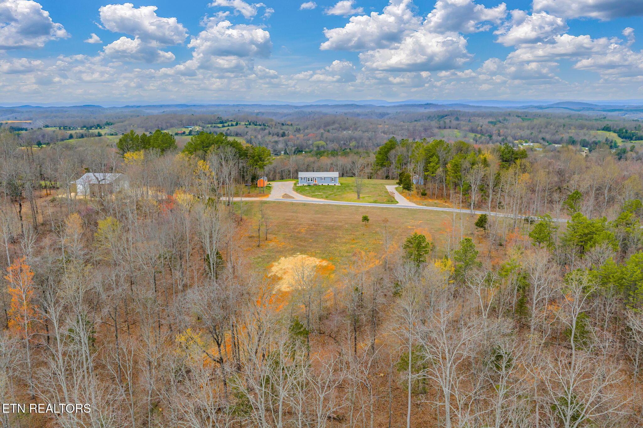 Image 1: 60-web-or-mls-3493 Foshee Road-59