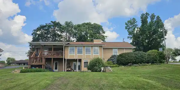 1682 Brookview Drive